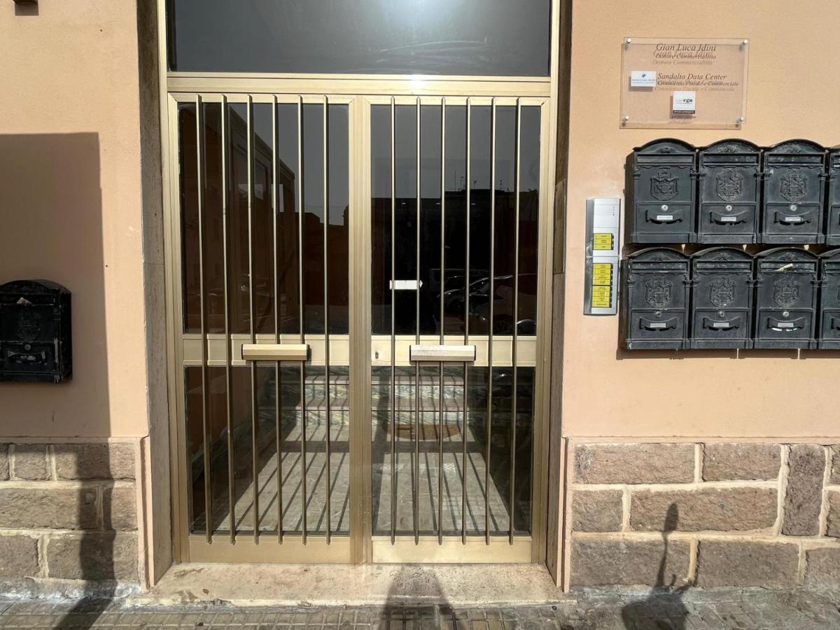 לינה וארוחת בוקר פורטו טורס Casa Al Porto מראה חיצוני תמונה
