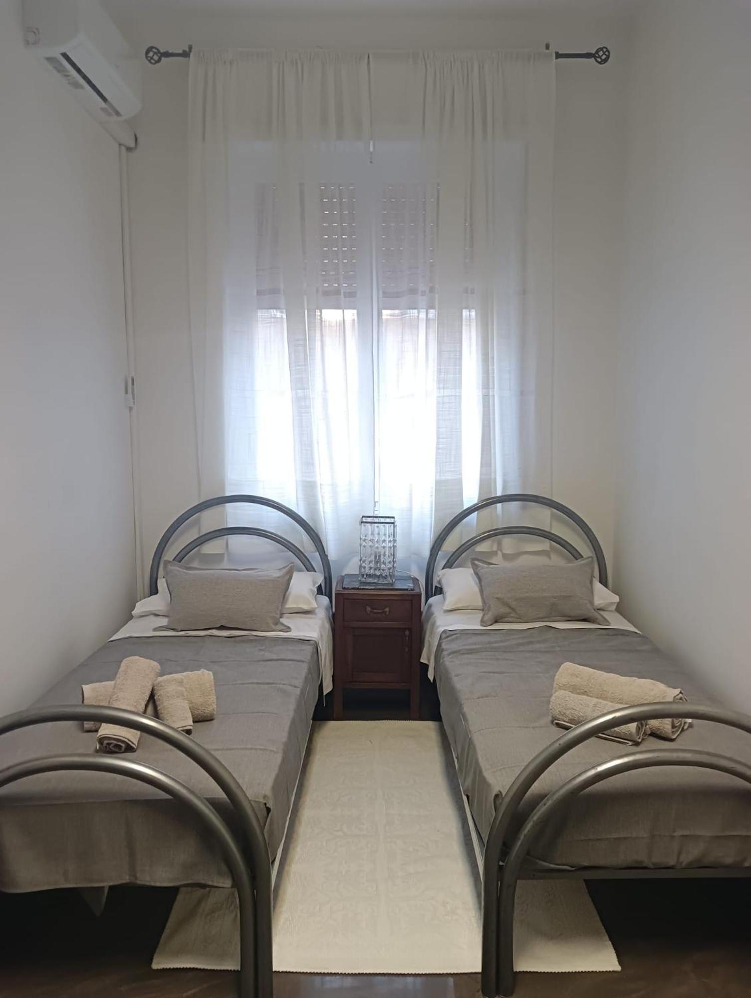 לינה וארוחת בוקר פורטו טורס Casa Al Porto מראה חיצוני תמונה